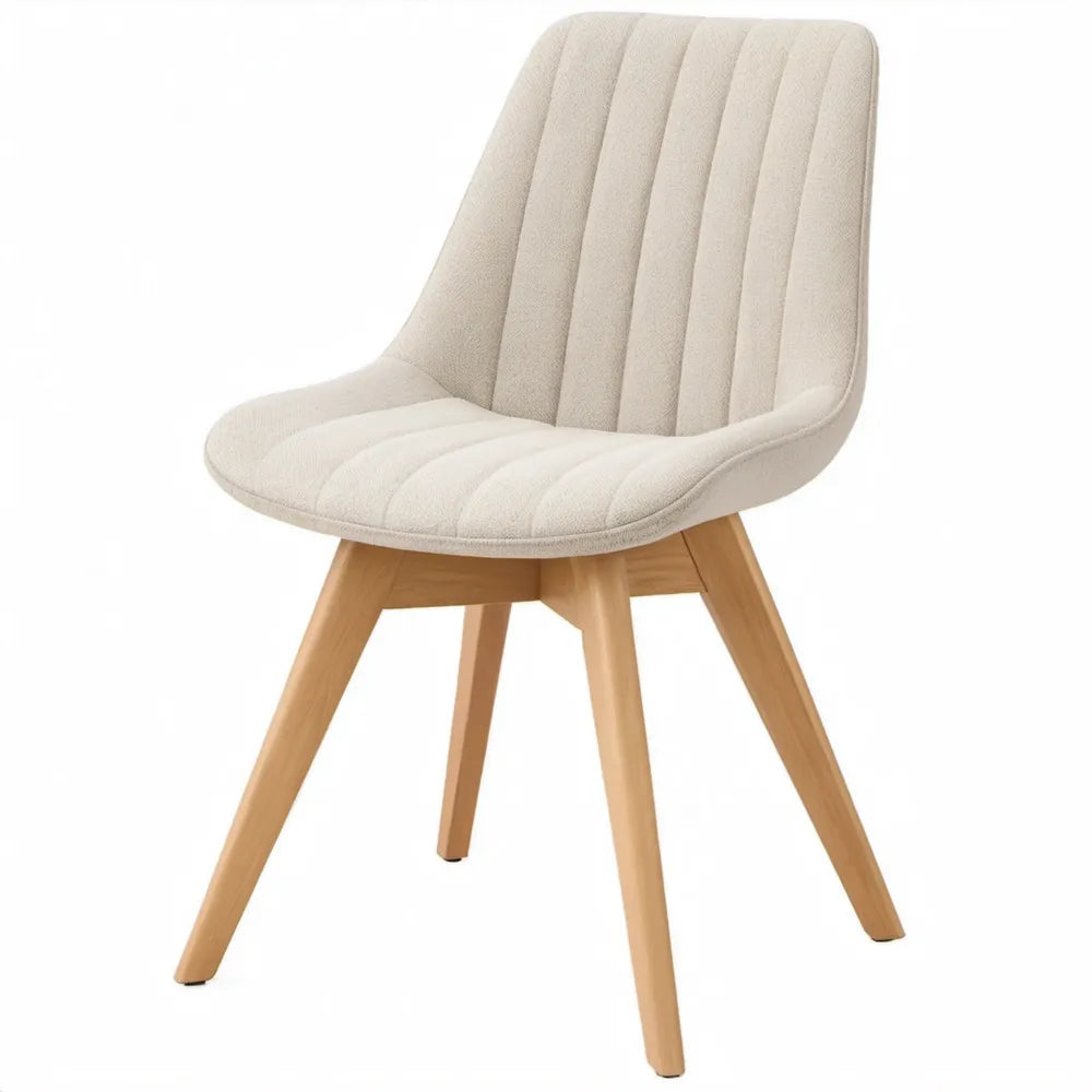 Eetkamerstoel 48 x 55 x 83 cm in crèmekleurige bouclé met lichtbruine rubberhouten poten